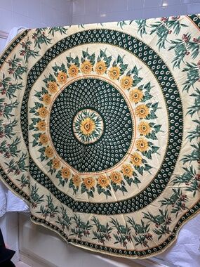 Vent du sud NEW French Provencal Sunflowers olives print 65" round table cloth
